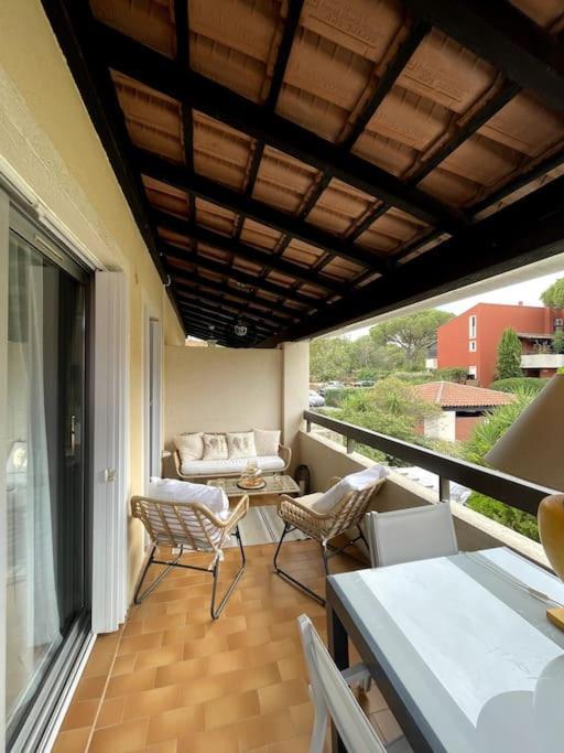 Duplex Avec Piscine, Parking Et Proche Des Plages Appartement Fréjus